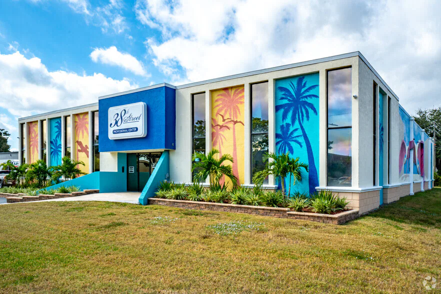 13246 38th St N – 38th Professional Center Coworking Space ...