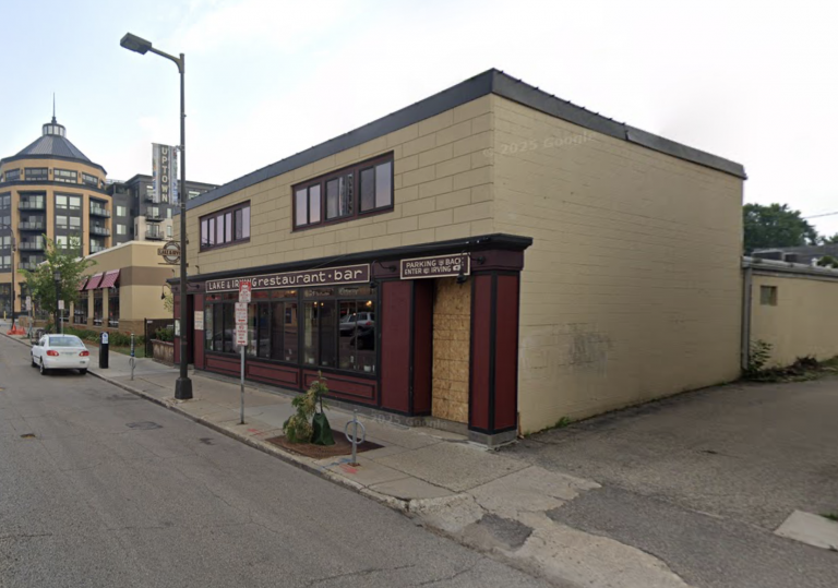 Lake & Irving Restaurant & Bar