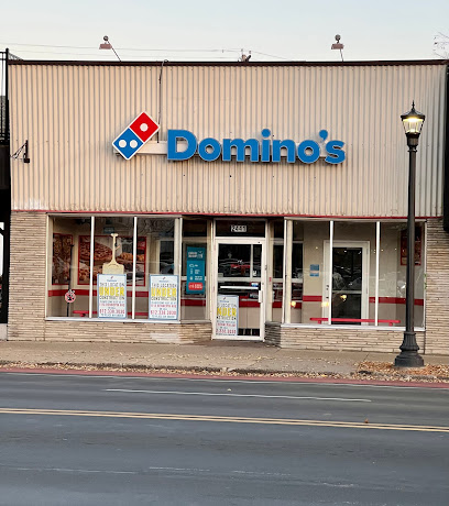 Domino’s Uptown